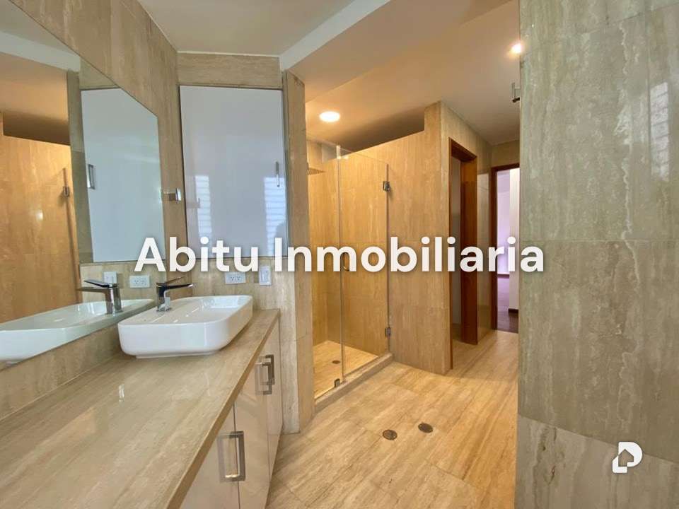 Apartamento en San Román, Caracas – 18