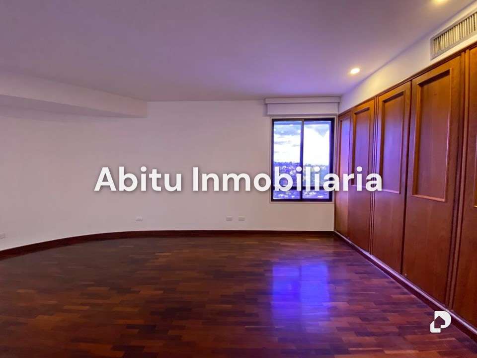 Apartamento en San Román, Caracas – 11