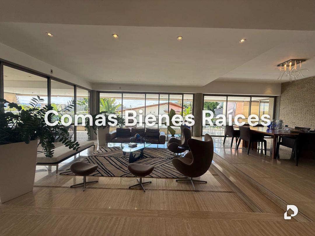 Apartamento en Altamira, Caracas – 2