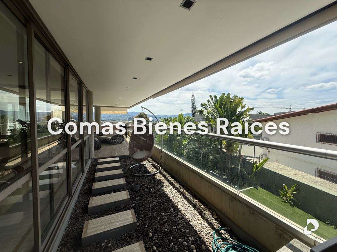 Apartamento en Altamira, Caracas – 11