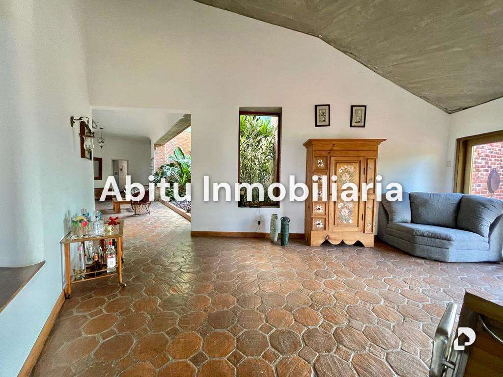 House in Cerro Verde, Caracas – 10