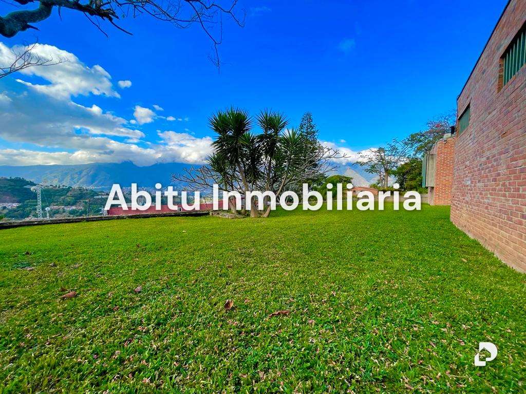 House in Cerro Verde, Caracas – 12
