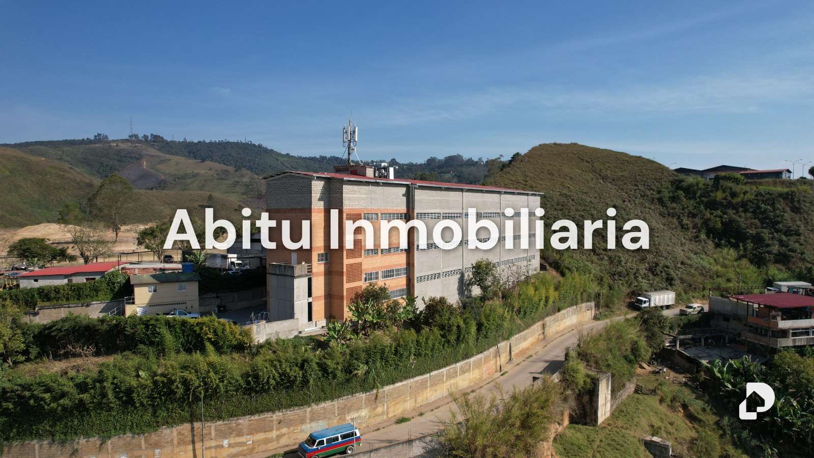 Building in San Antonio de Los Altos, Altos Mirandinos – 3