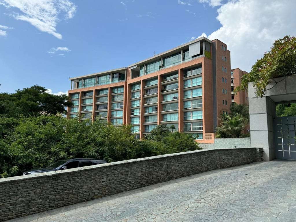Apartment in Lomas de Las Mercedes, Caracas - 1