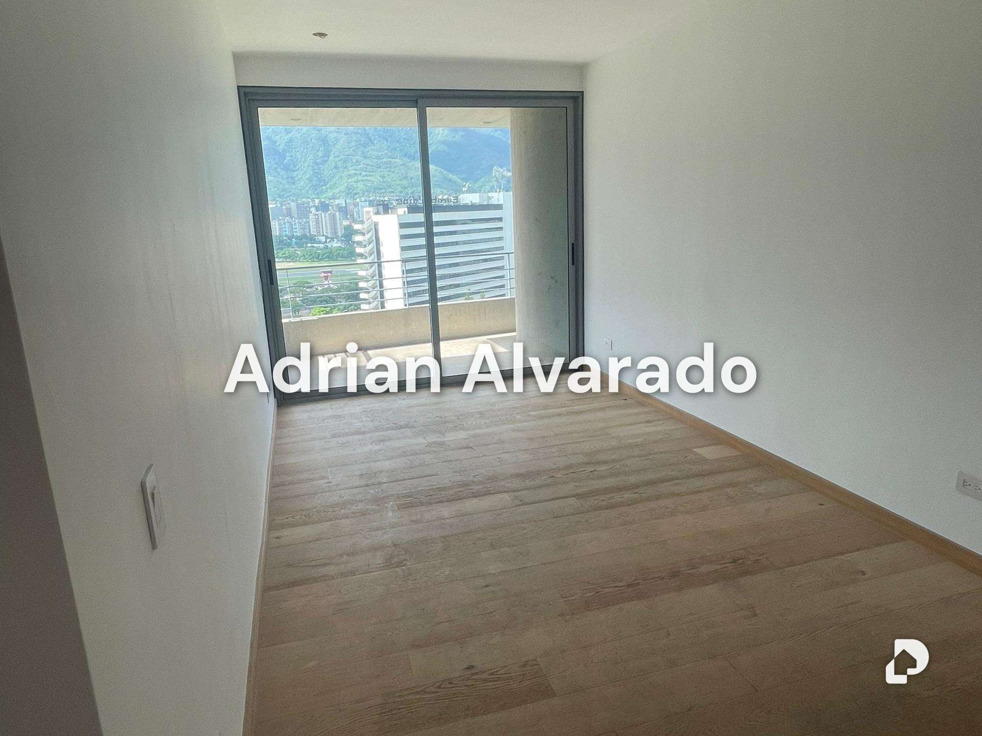 Apartment in Lomas de Las Mercedes, Caracas – 9