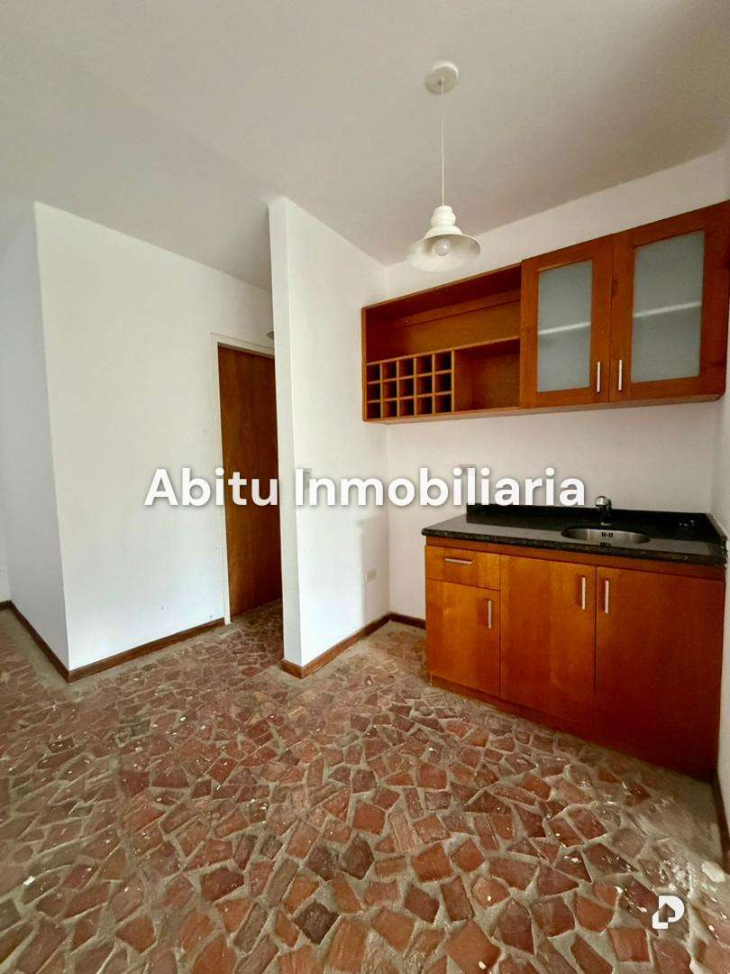 Casa en La Trinidad, Caracas – 6