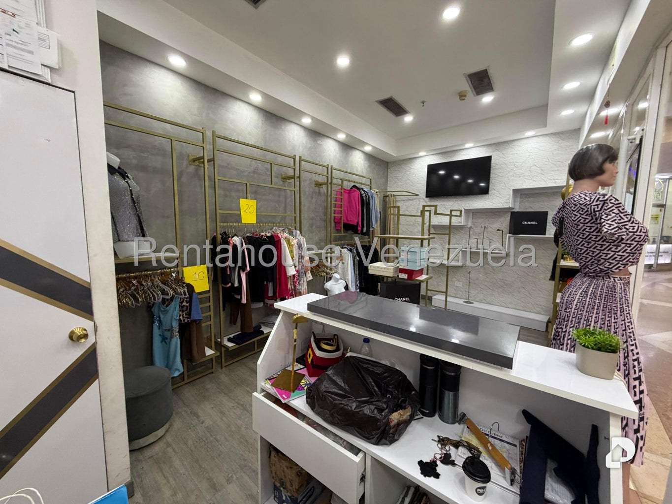Local comercial en Parroquia La Candelaria, Caracas – 6