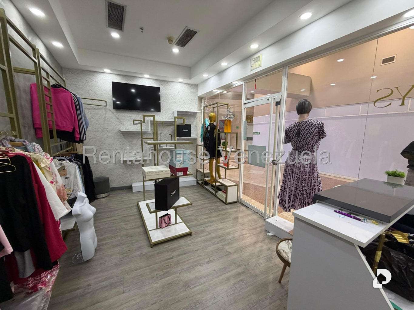 Local comercial en Parroquia La Candelaria, Caracas – 3