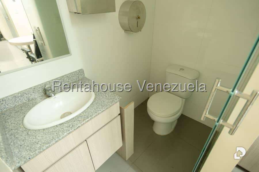 Local comercial en Boleíta Norte, Caracas – 18