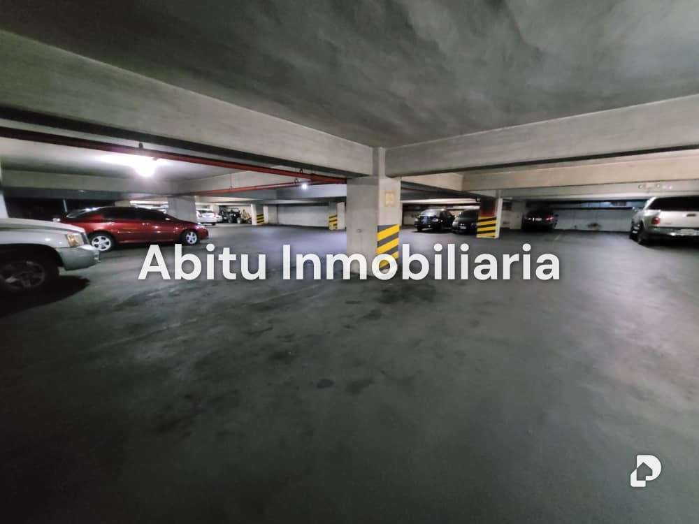 Garage/Parking in Montalbán, Caracas – 1