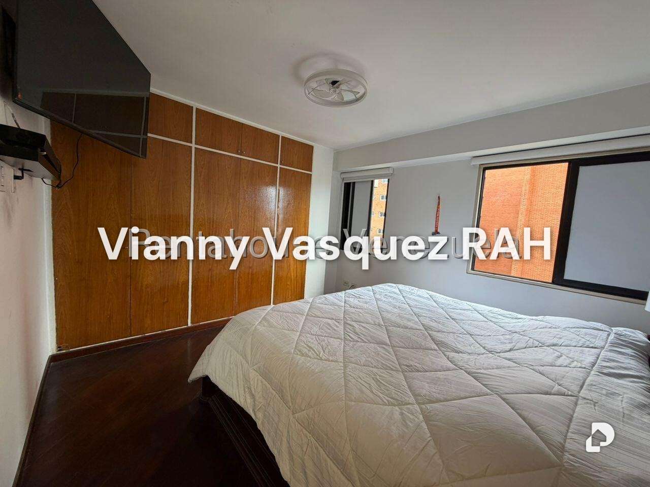 Apartamento en El Rosal, Caracas – 11