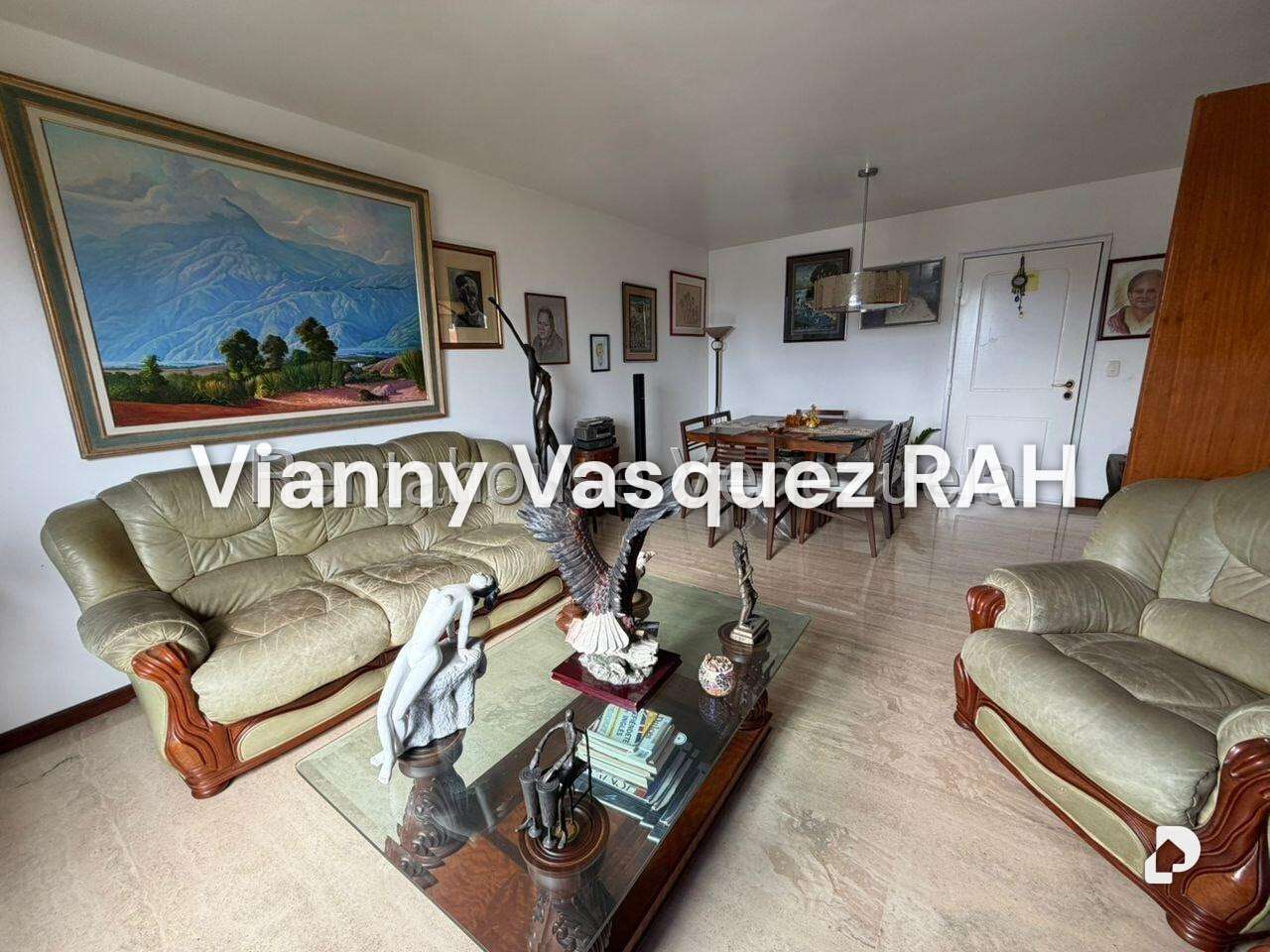 Apartamento en El Rosal, Caracas – 8