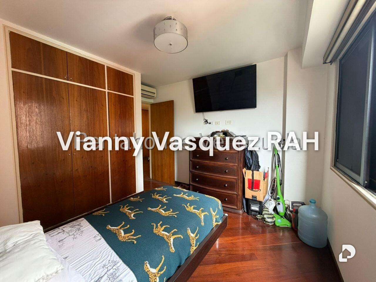 Apartamento en El Rosal, Caracas – 15