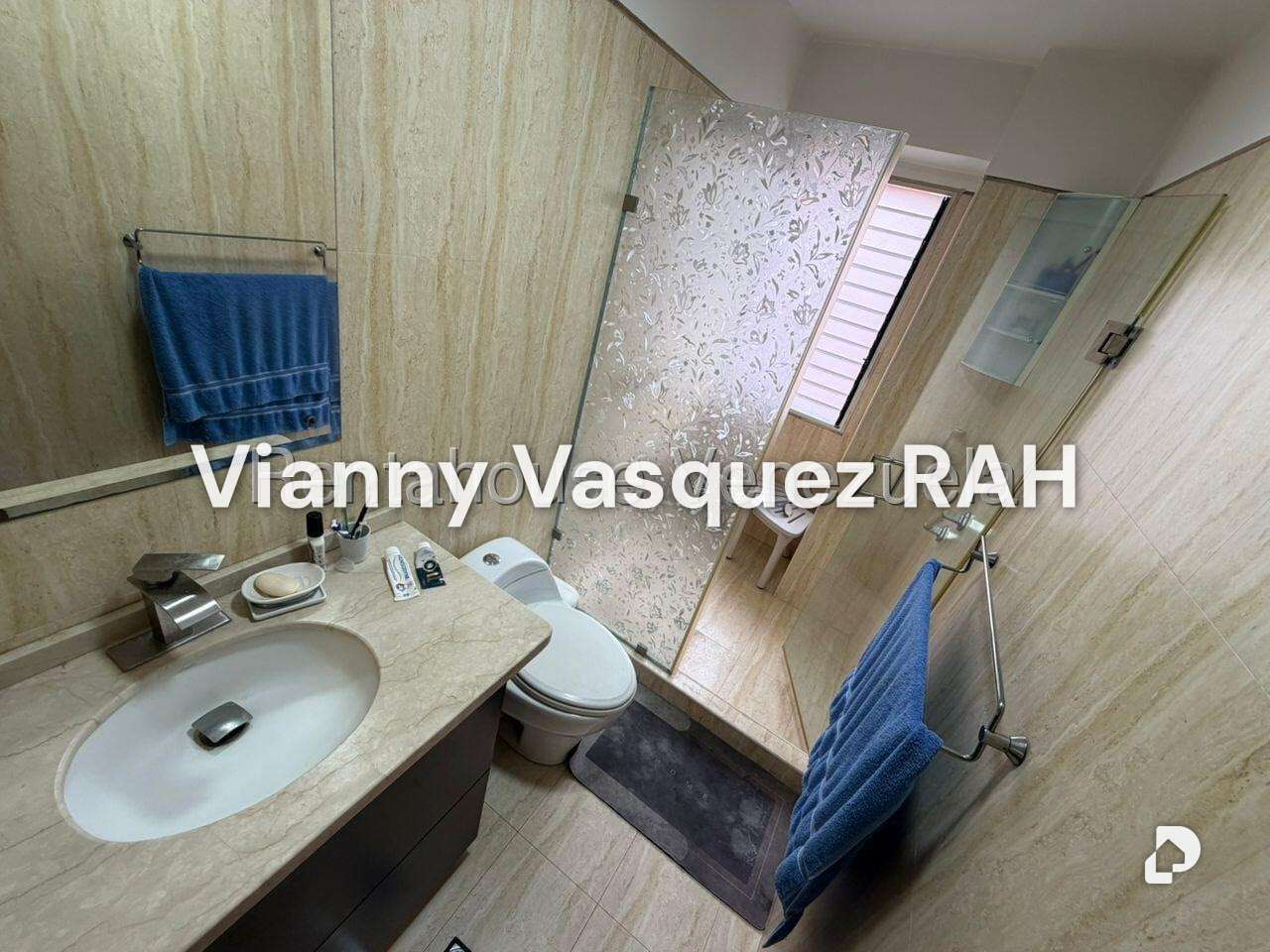 Apartamento en El Rosal, Caracas – 16