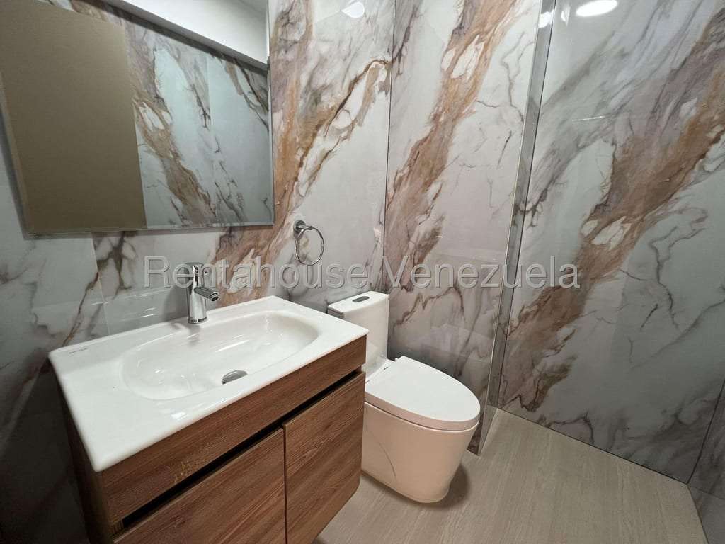 Apartamento en Lomas de La Alameda, Caracas