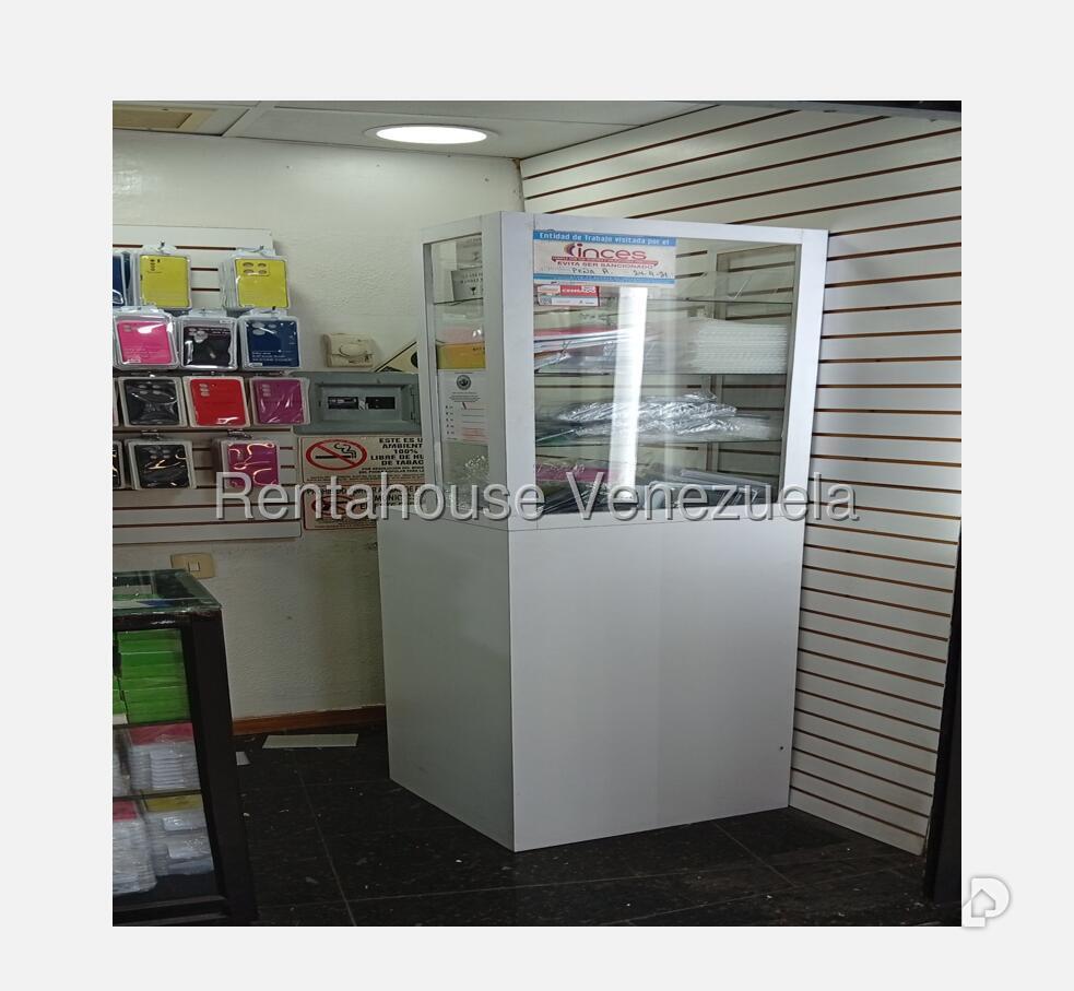 Local comercial en El Recreo, Caracas – 3