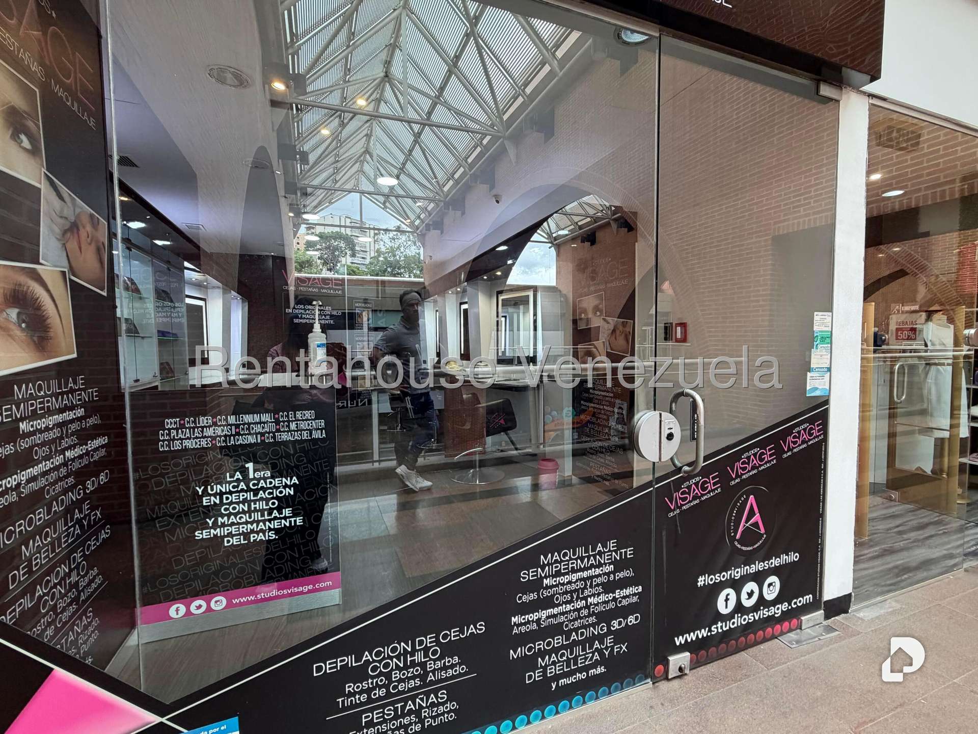 Local comercial en El Cafetal, Caracas – 3