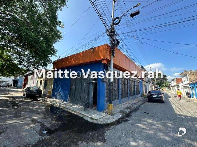 Local comercial en Urbanizacion San Ignacio, Maracay – 1