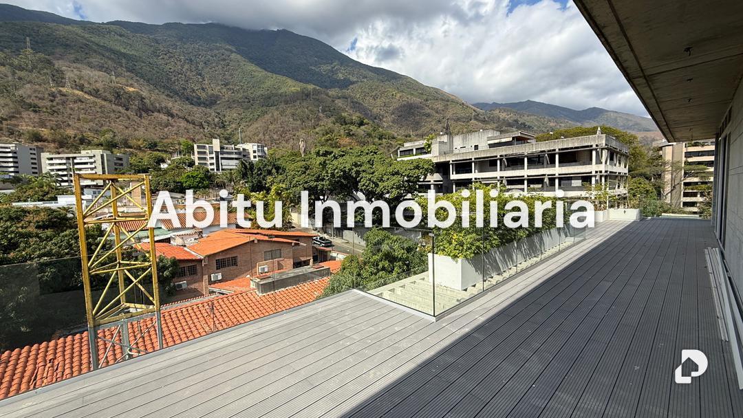 Apartamento en Altamira, Caracas – 2