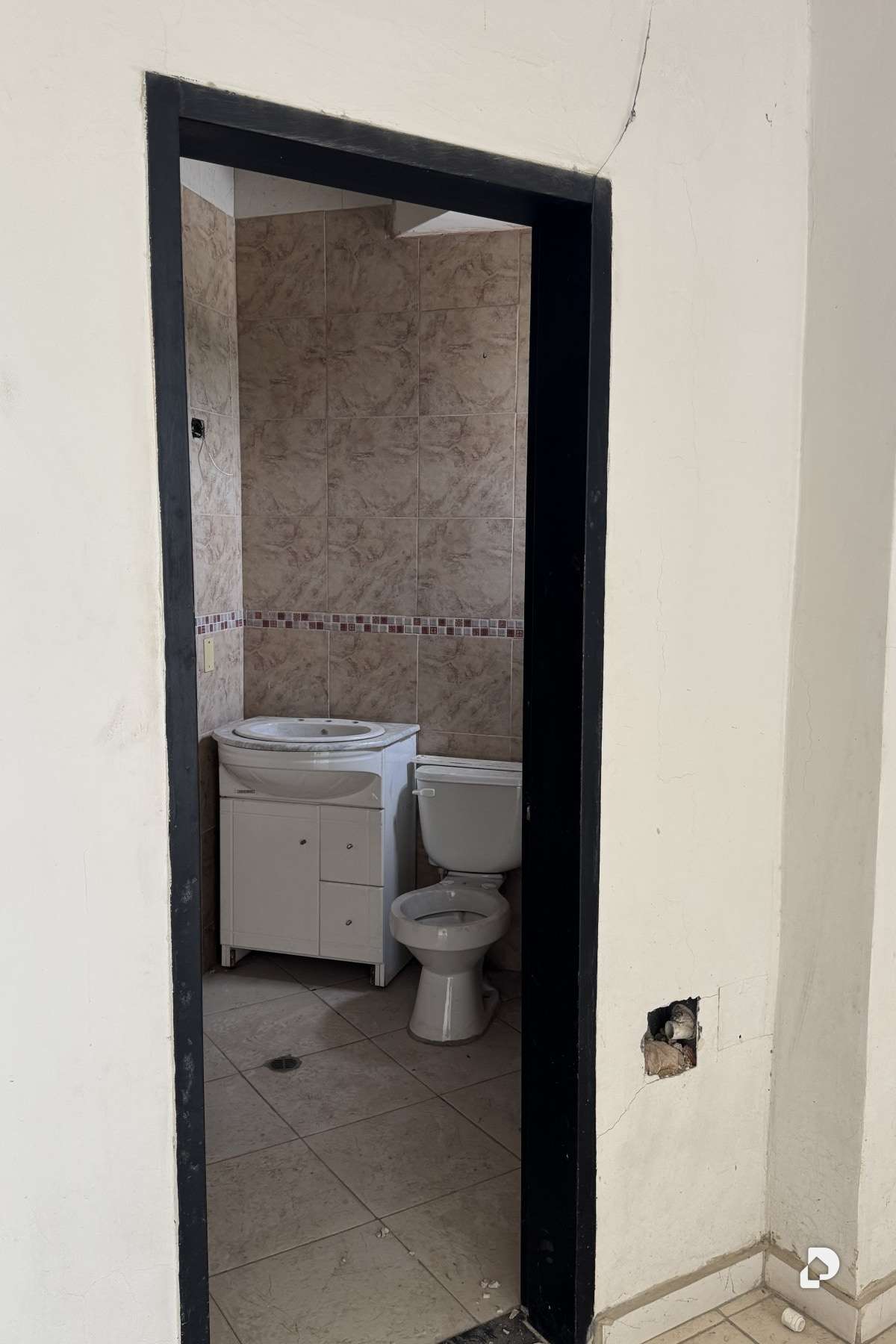 Local comercial en Villas del Este, Turmero – 9