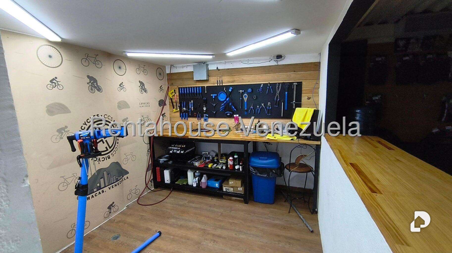 Local comercial en Macaracuay, Caracas – 12