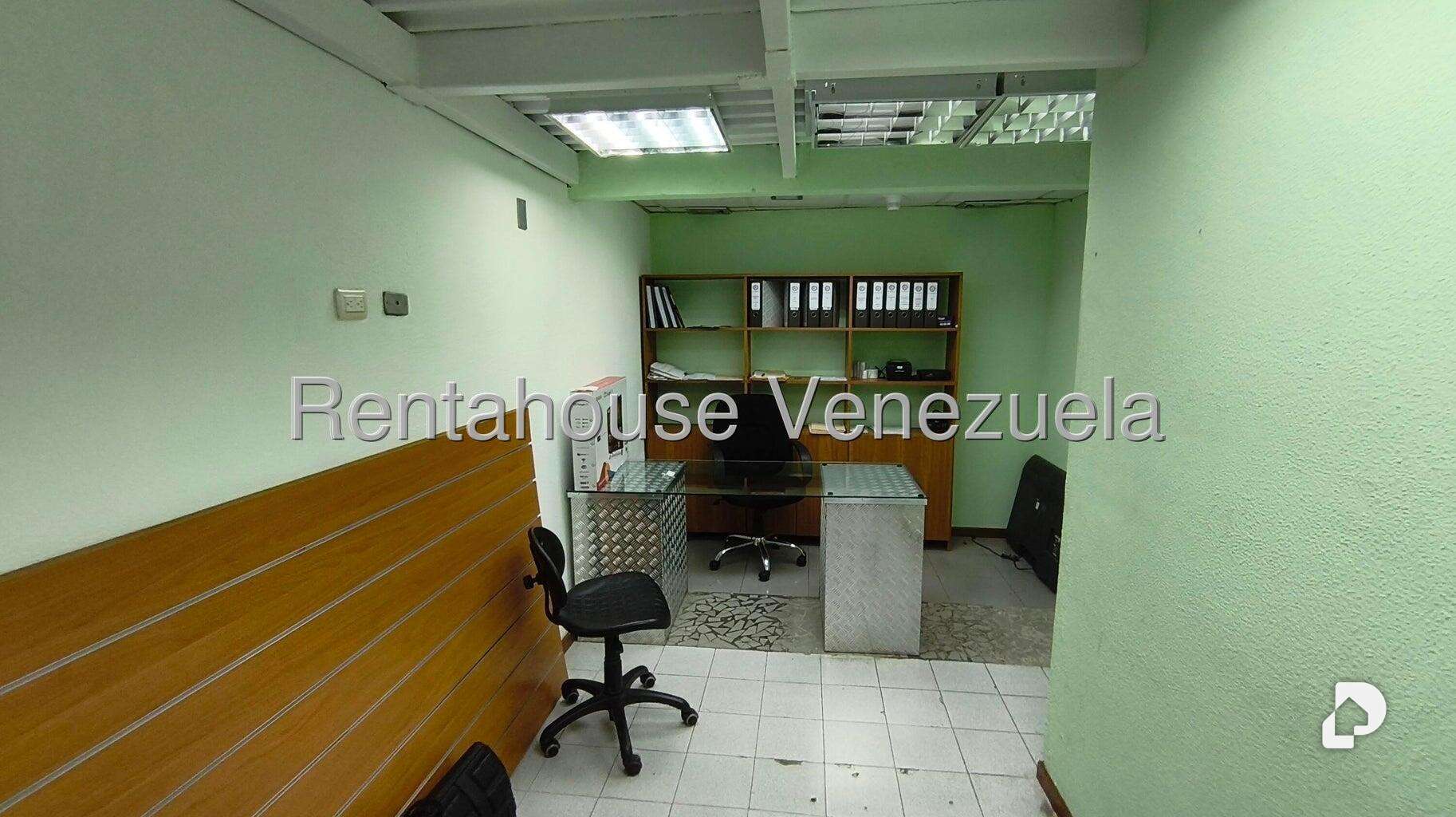 Local comercial en Macaracuay, Caracas – 16