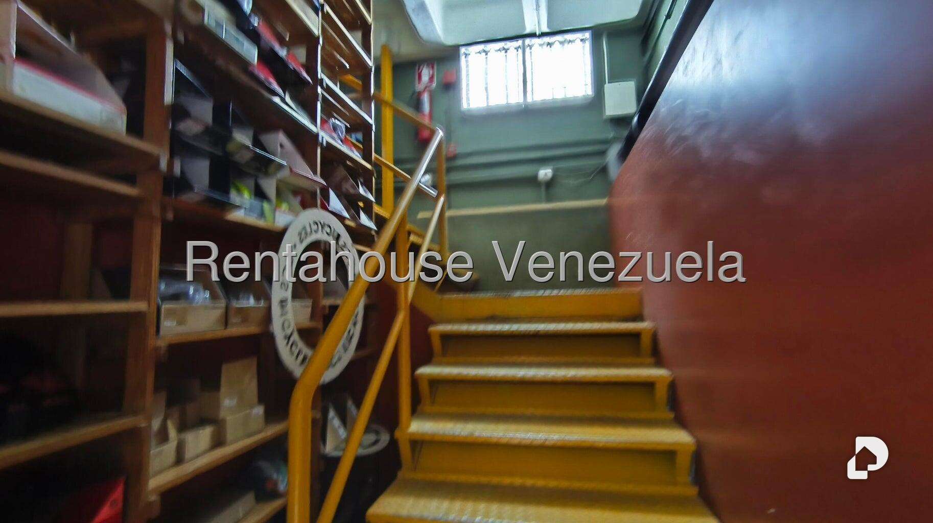 Local comercial en Macaracuay, Caracas – 18