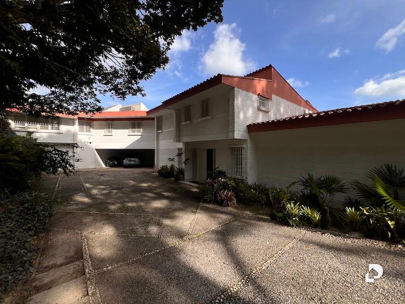 Casa en La Lagunita, Caracas – 1
