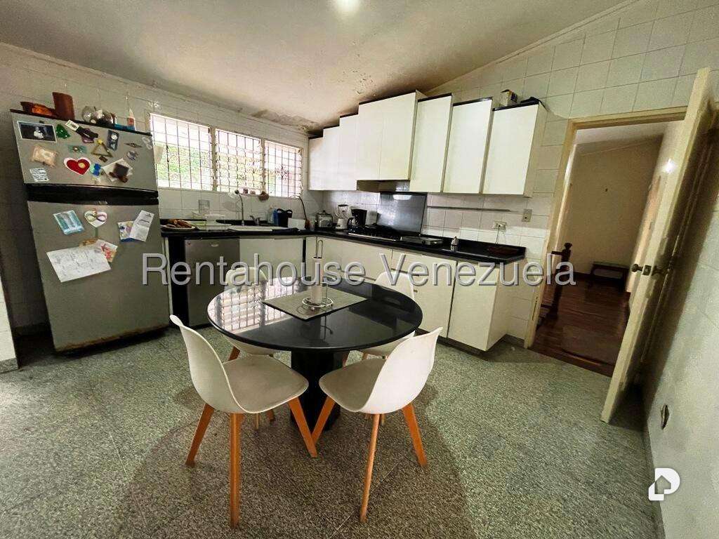 Casa en Los Guayabitos, Caracas – 35
