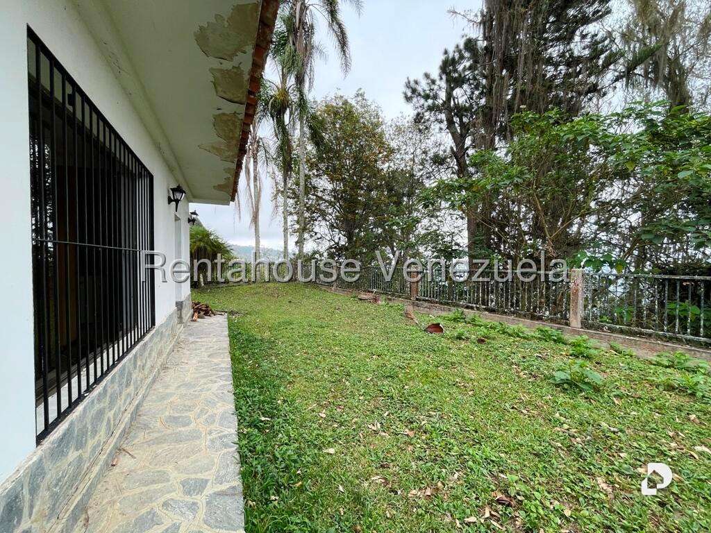 Casa en Los Guayabitos, Caracas – 87