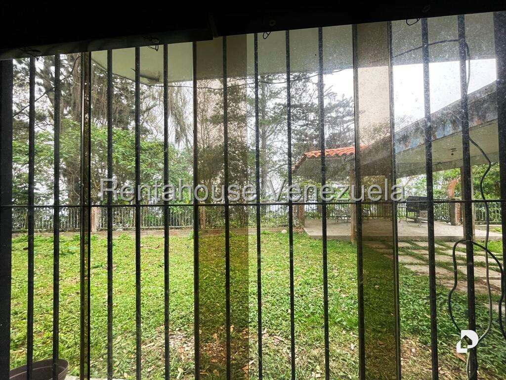 Casa en Los Guayabitos, Caracas – 76