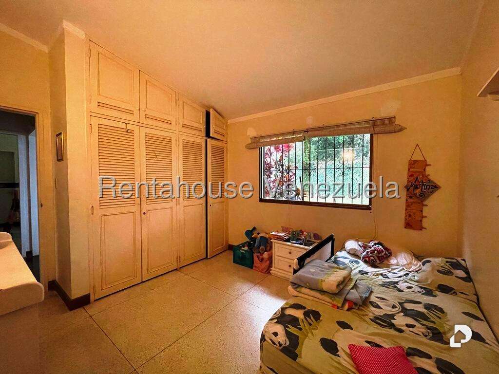 Casa en Los Guayabitos, Caracas – 10