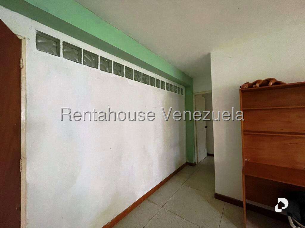 Casa en Los Guayabitos, Caracas – 74