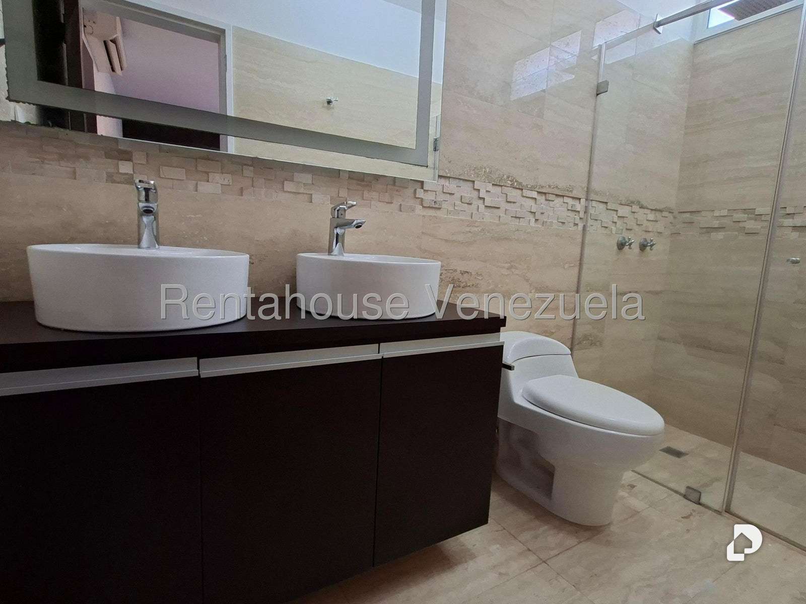 Apartamento en Los Palos Grandes, Caracas – 9