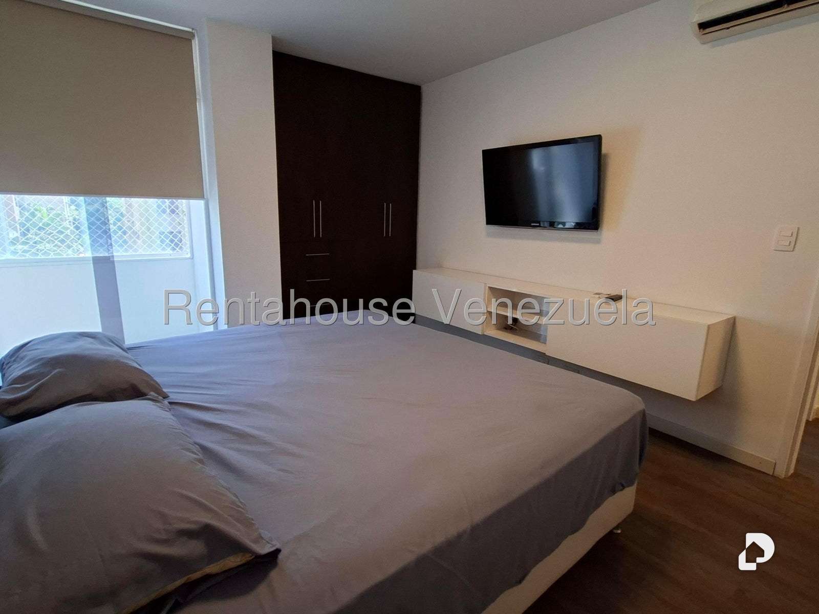 Apartamento en Los Palos Grandes, Caracas – 11