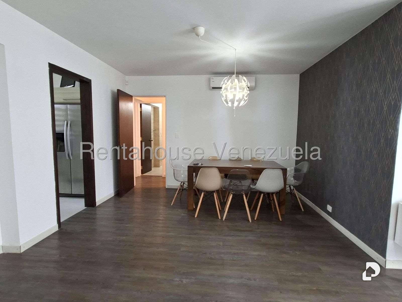 Apartamento en Los Palos Grandes, Caracas – 3