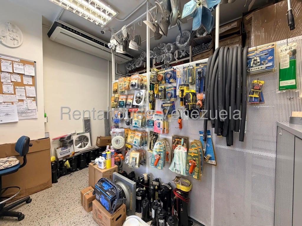Local comercial en Los Palos Grandes, Caracas