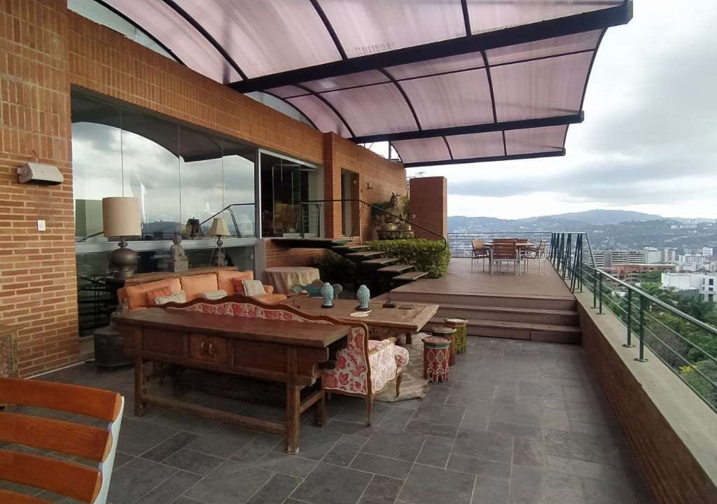 Apartamento en Los Palos Grandes, Caracas - 1