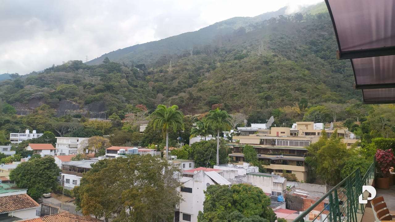 Apartamento en Los Palos Grandes, Caracas – 23