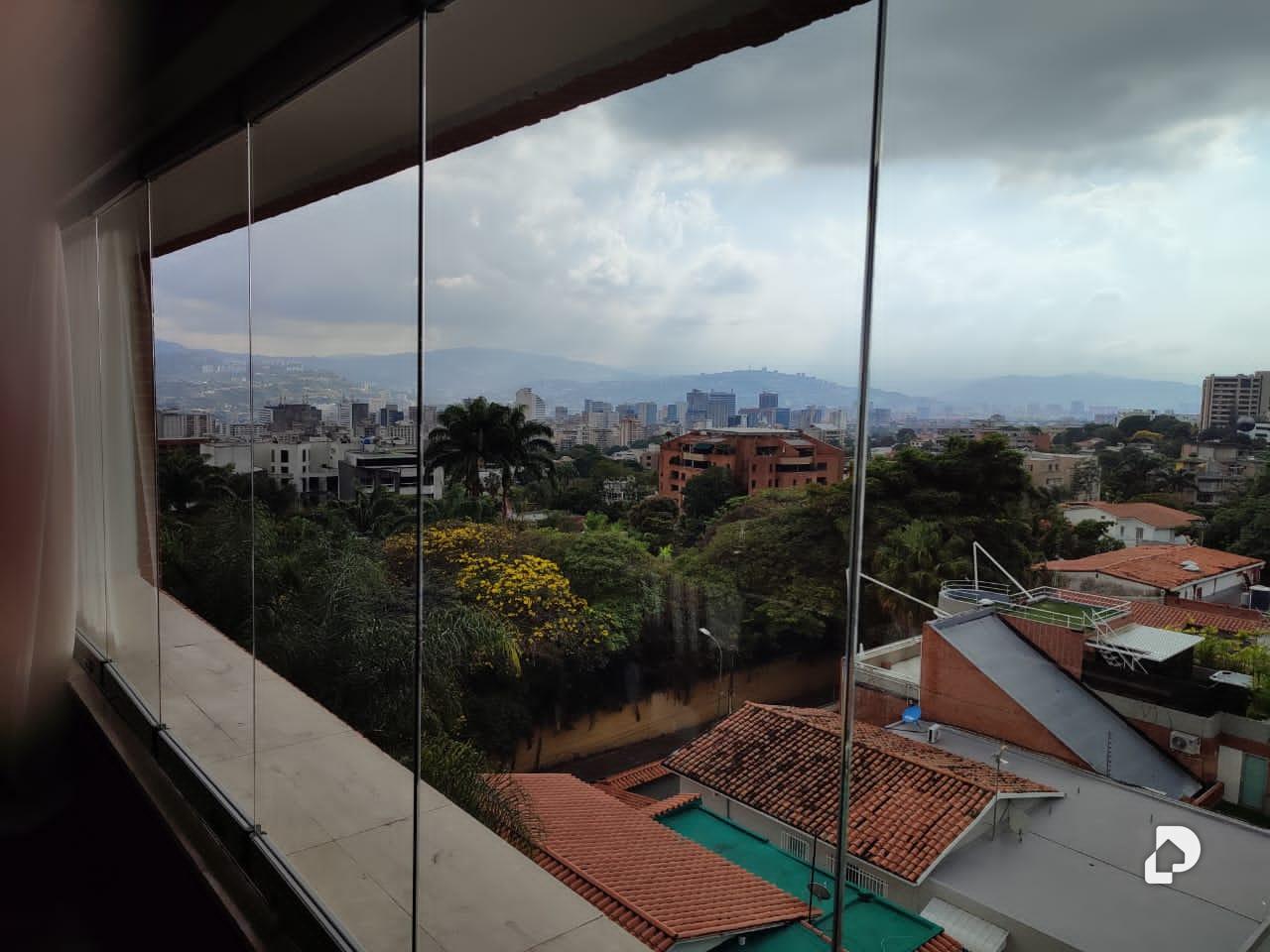 Apartamento en Los Palos Grandes, Caracas – 3
