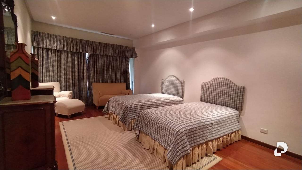 Apartamento en Los Palos Grandes, Caracas – 16