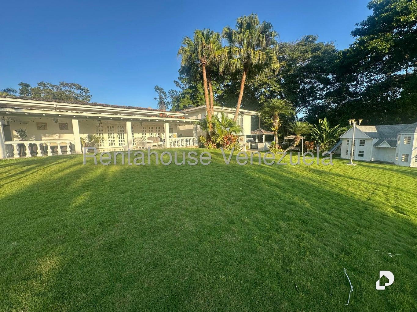 Casa en La Lagunita Country Club, Caracas – 1