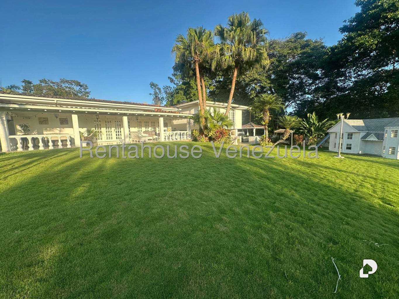 Casa en La Lagunita Country Club, Caracas – 25