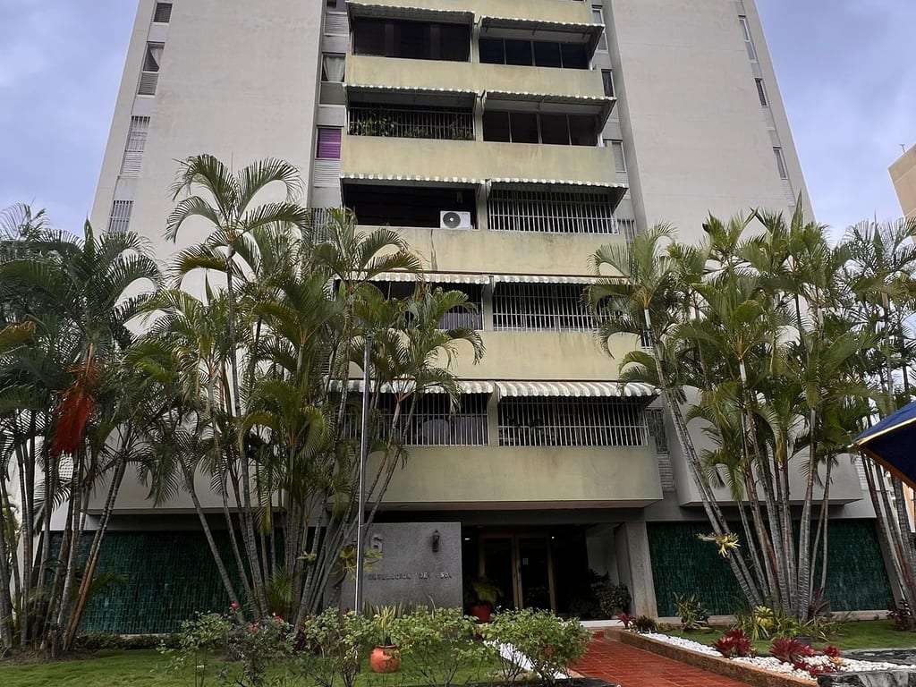 Apartamento en Santa Paula, Caracas - 1