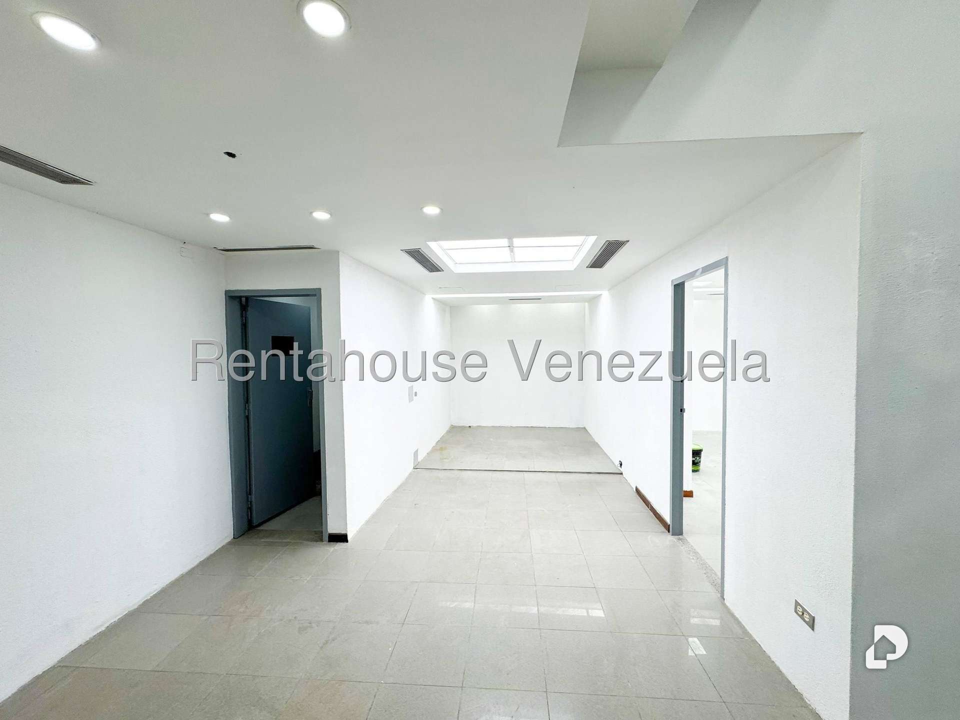 Edificio en Chacao, Caracas – 24
