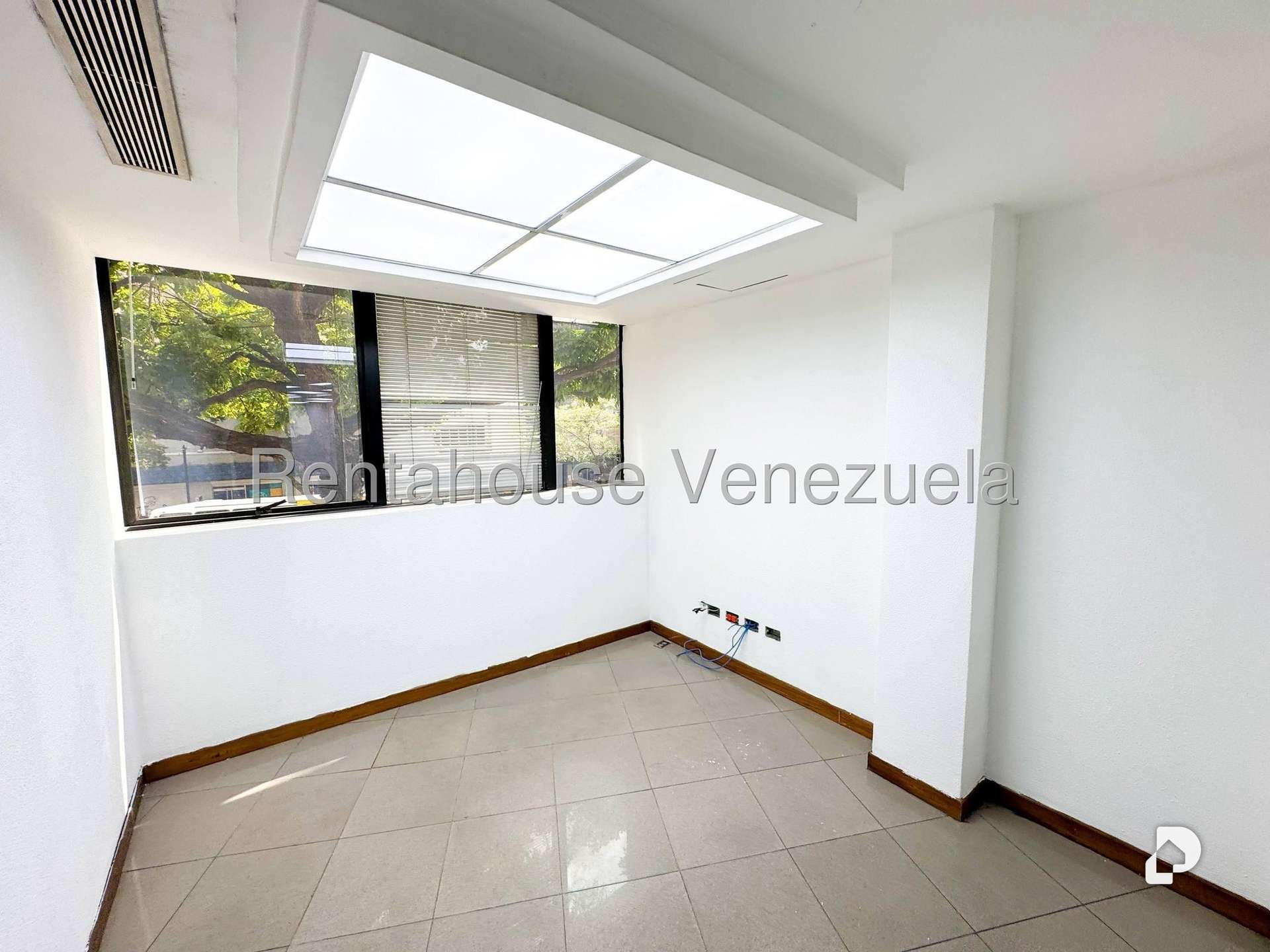 Edificio en Chacao, Caracas – 9