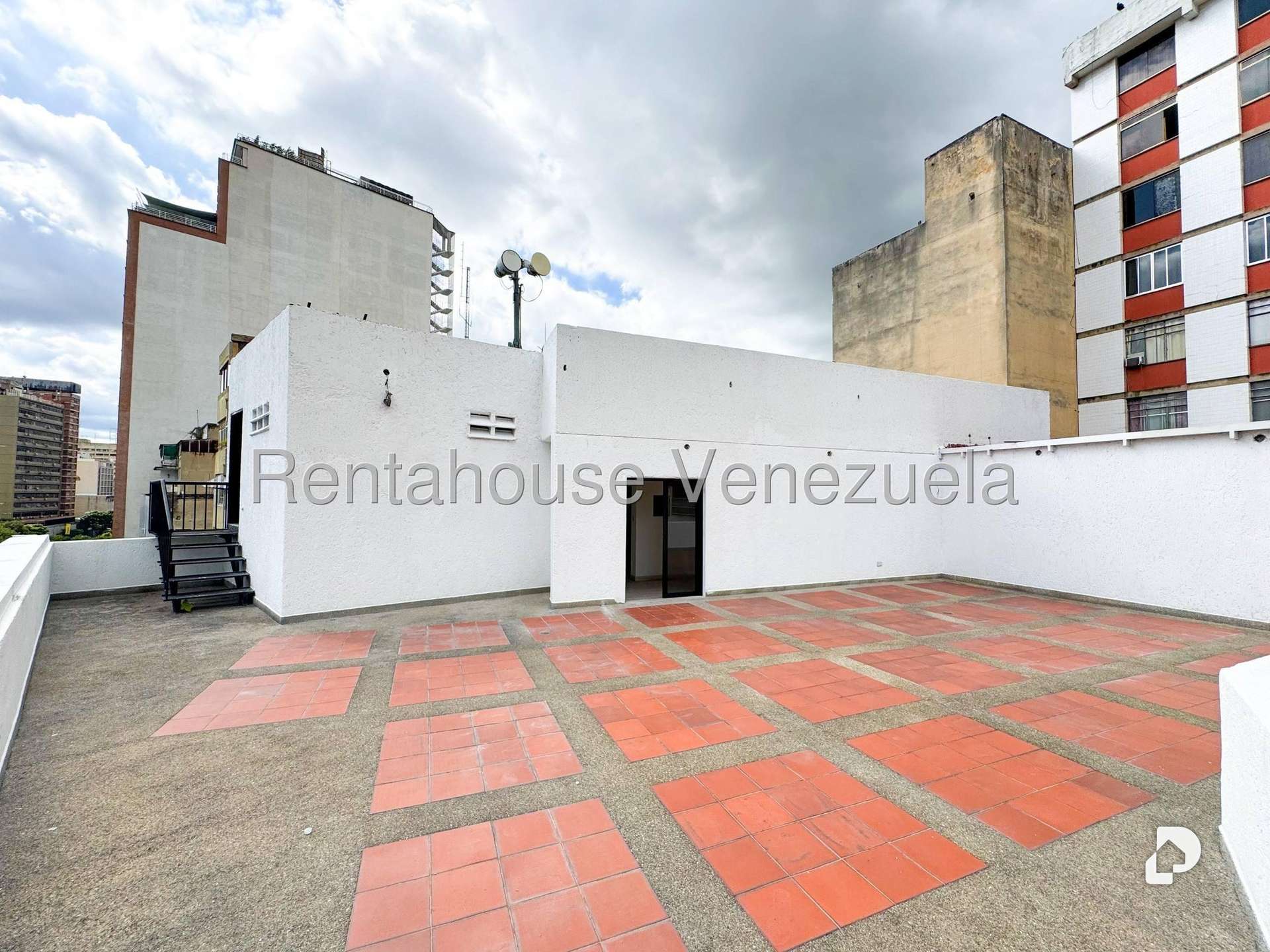 Edificio en Chacao, Caracas – 2