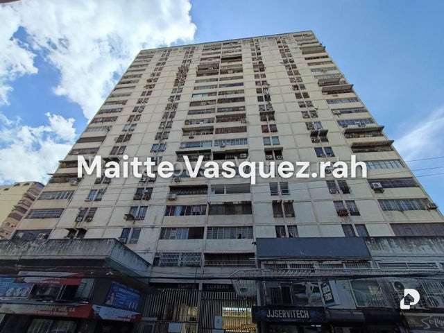 Apartamento en Zona Centro Maracay, Maracay – 1