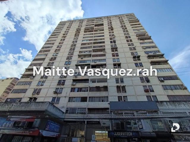 Apartamento en Zona Centro Maracay, Maracay – 1