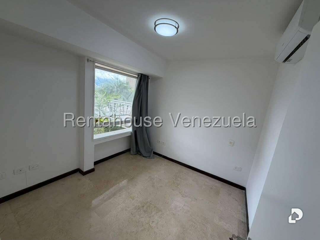 Apartamento en Alto Hatillo, Caracas – 11